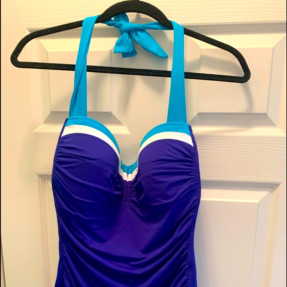 Tommy Bahama swim suit . NWOT.